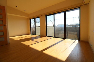 【居間・リビング】 | ベル富士見ヶ丘