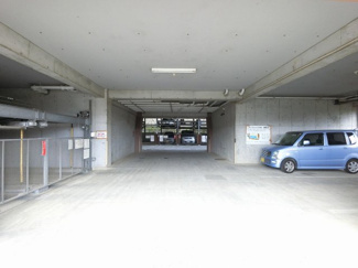 【駐車場】 | 平置・機械式駐車場です。