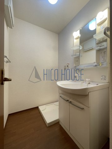 Rose Villa D棟の洗面所