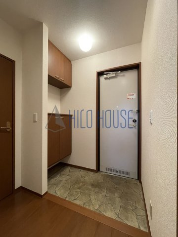 Rose Villa D棟の玄関