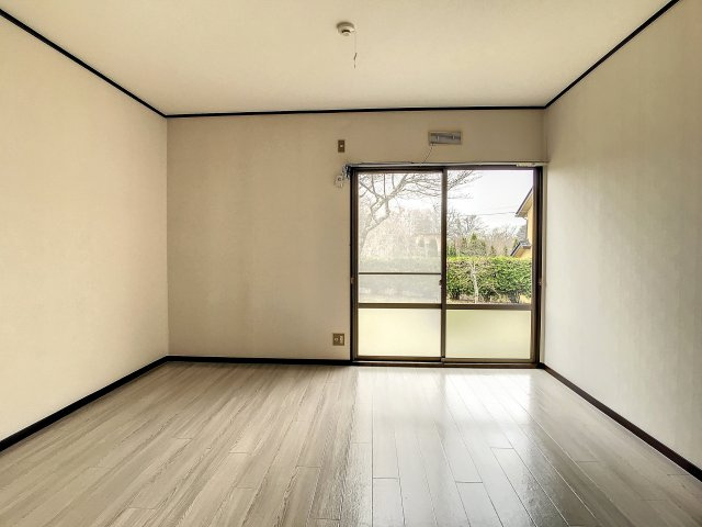 ガーデニング願望、叶えますの洋室|きれいな洋室です