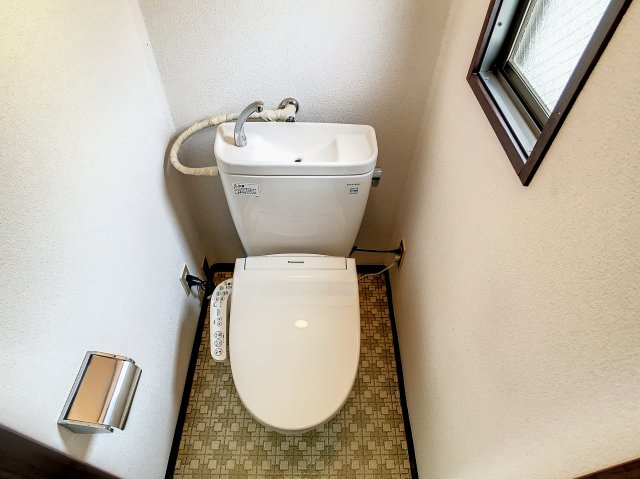 ガーデニング願望、叶えますのトイレ|清潔感のあるトイレです
