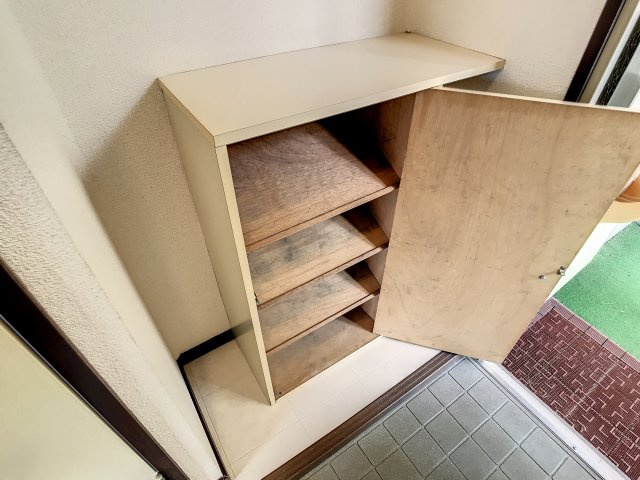 ガーデニング願望、叶えますの収納|便利な収納スペースです