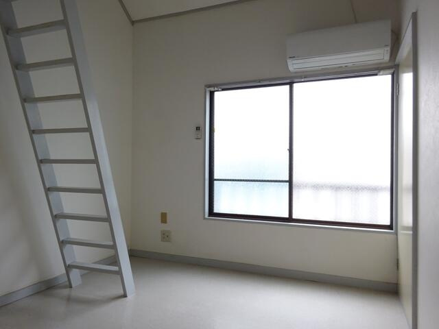 意外と明るさがありますね