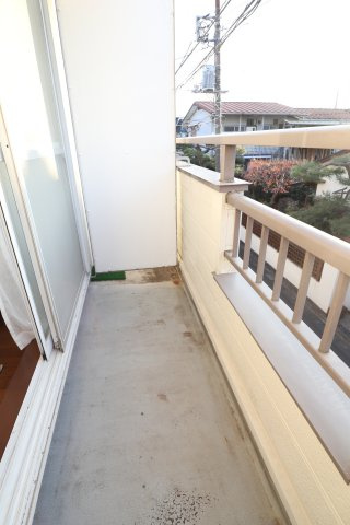 ウイングコート萩山のバルコニー