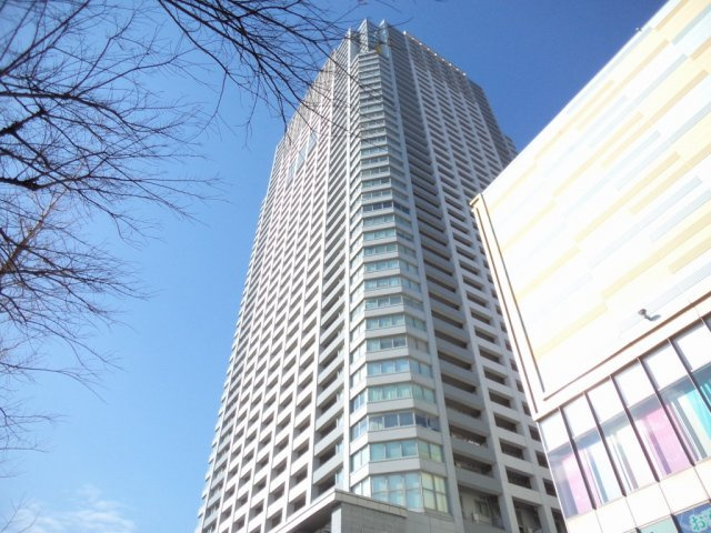 ブリリアタワー東京の外観