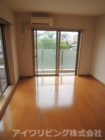 リトルグローブの洋室|【リトルグローブ】