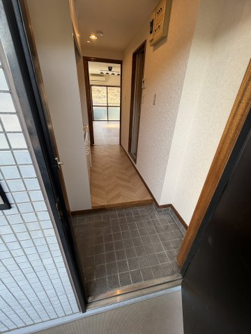 カーサ柊の玄関|1Kタイプは全室角部屋【カーサ柊】