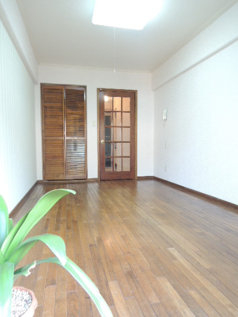 カーサ柊の洋室|【カーサ柊】