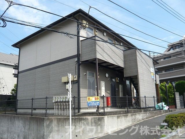 日野市落川のアパートの外観|賃貸アパート【ソミュール百草Ⅱ】