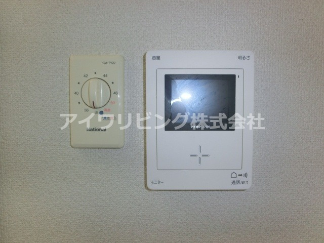 ロベールユウの設備|TVモニター付インターホンで安心【ロベールユウ】