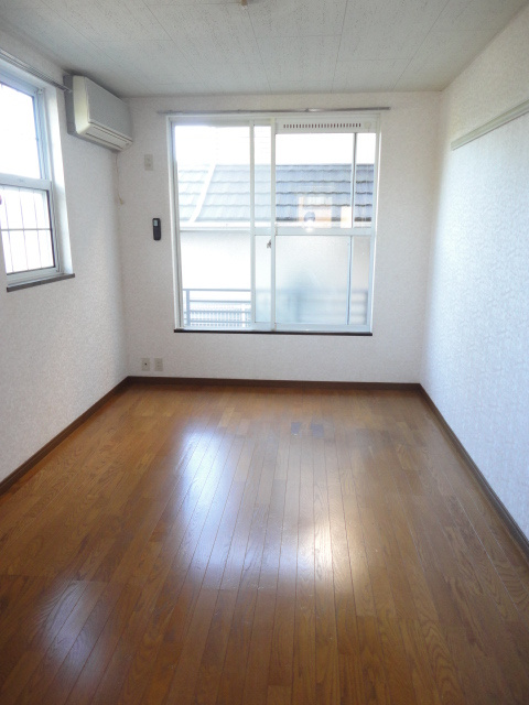 レインボーハイツの洋室|写真は101号室【レインボーハイツ】