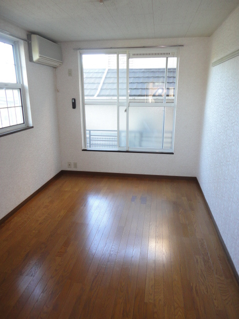 レインボーハイツの洋室|写真は101号室【レインボーハイツ】