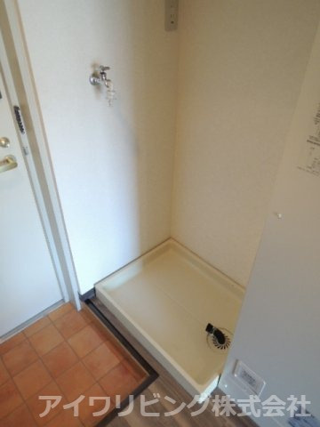 ジュネス桜ヶ丘の設備|室内洗濯機置場【ジュネス桜ヶ丘】