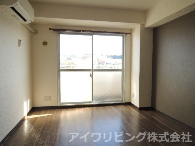 ジュネス桜ヶ丘の洋室|【ジュネス桜ヶ丘】