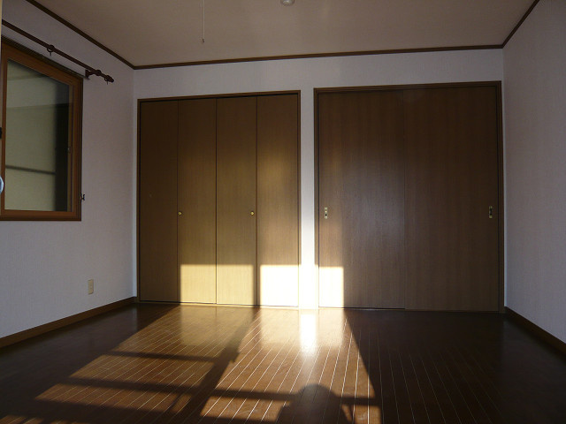 リビエールの洋室|写真は105号室【リビエール】