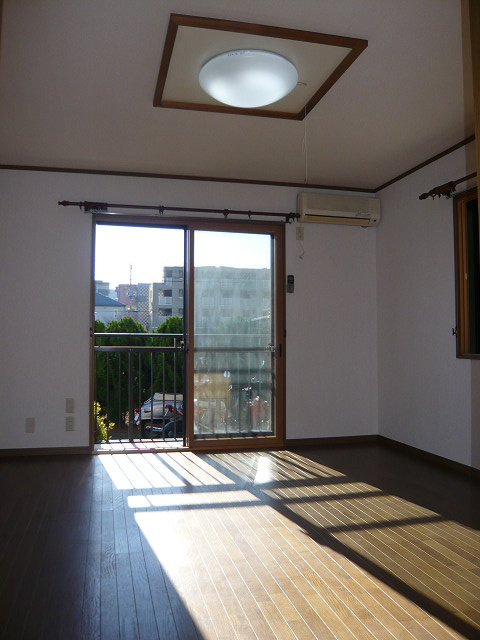 リビエールの洋室|写真は105号室【リビエール】