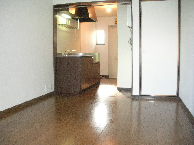 レインボーハイツの洋室|【レインボーハイツ】