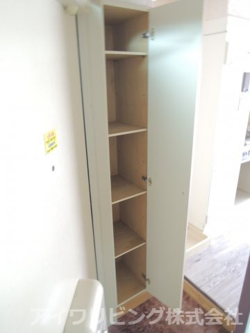 ジュネス桜ヶ丘の設備|シューズボックス完備【ジュネス桜ヶ丘】