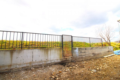 【外観】 | 伏見区桃山町大島　注文建築　建築条件なし　土地 | 伏見区と宇治市のちょうど境目に位置する、2区画の分譲地です。町並みは、静かで閑静な住宅街です。