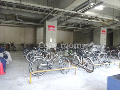 【その他共用部分】 | ラ・レジダンスド江坂 | 駐輪場です