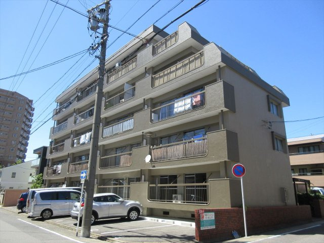 名古屋市昭和区小坂町２丁目の賃貸マンション