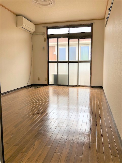 メゾンヤマモトの洋室|広めです