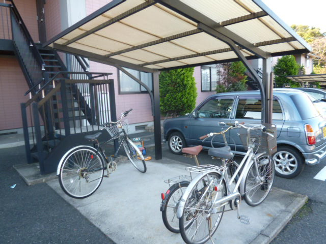 エスポワール都ⅡＢのその他共用部分|自転車置き場