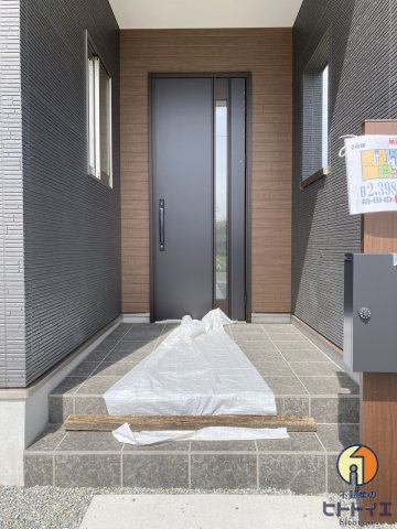 筑後市長浜　12号棟のエントランス