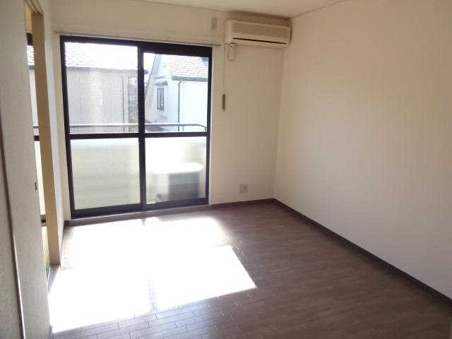 セルラヴィーヌの居間・リビング