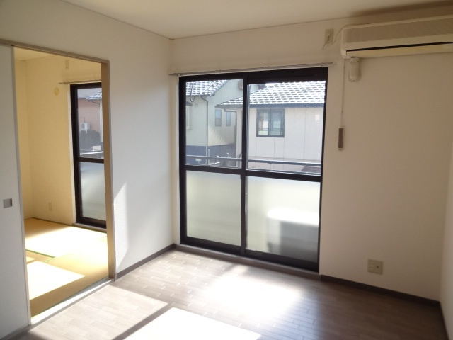 セルラヴィーヌの居間・リビング