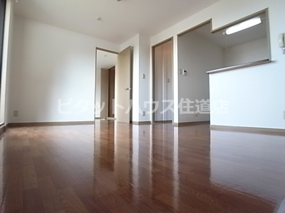 【居間・リビング】 | 清滝苑Ⅱ