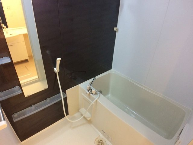 グリーンスクエアⅡの浴室