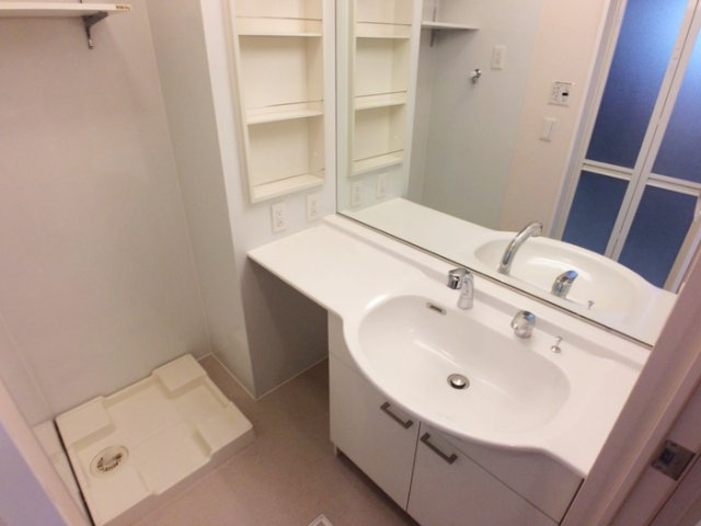 グリーンスクエアⅡの洗面所