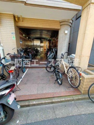 【エントランス】 | 新星ビル布施
