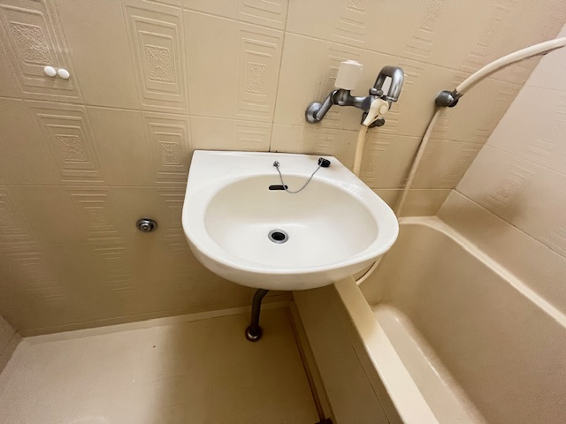 半田マンションの洗面所