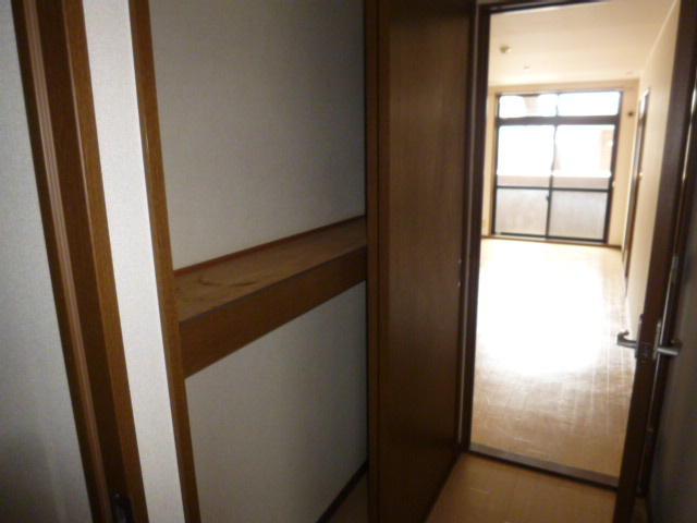 シャトレーンの収納