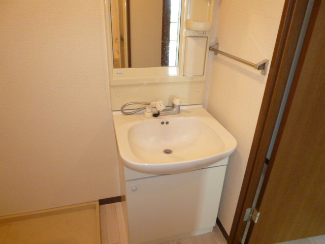 シャトレーンの独立洗面台|洗髪洗面台