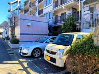 【駐車場】