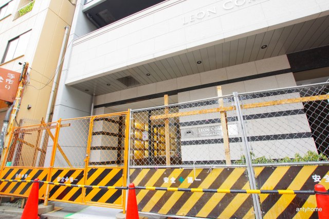 ライジングメゾン本町橋　仲介手数料無料のエントランス