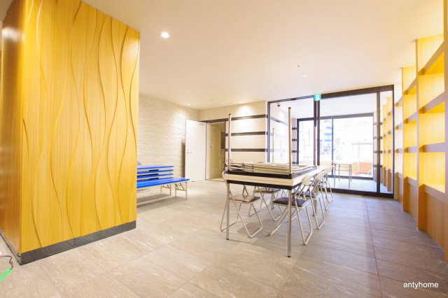 ライジングメゾン本町橋　仲介手数料無料のロビー