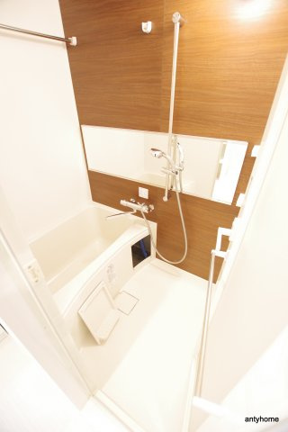 ライジングメゾン本町橋　仲介手数料無料の浴室