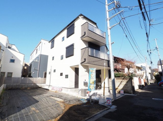 【外観】 | モノクロで落ち着いた雰囲気が素敵な新築物件♪