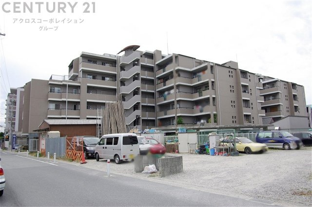 鉄筋コンクリート造７階建