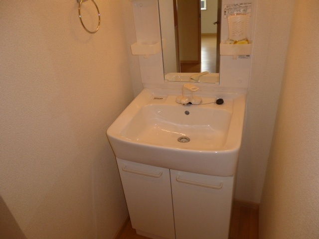 ハーベストコートDの独立洗面台|独立洗面台