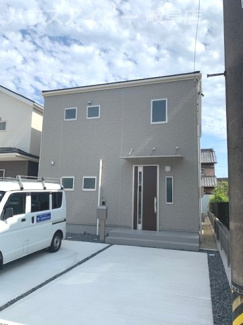 【外観】 | 岐阜市大菅南　新築建売全3棟　駐車場並列3台可能！南側にお庭スペースあり！西岐阜駅まで19分！