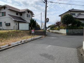 【前面道路含む現地写真】