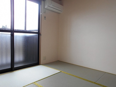 【和室】 | ヴィラ・アネシス E棟 | 日本らしい落ち着いた雰囲気の和室です