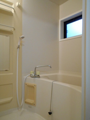 【浴室】 | ヴィラ・アネシス E棟 | きれいなお風呂です