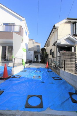 【外観】 | 小平市上水新町Ⅰ期 | 駐車2台可能です。